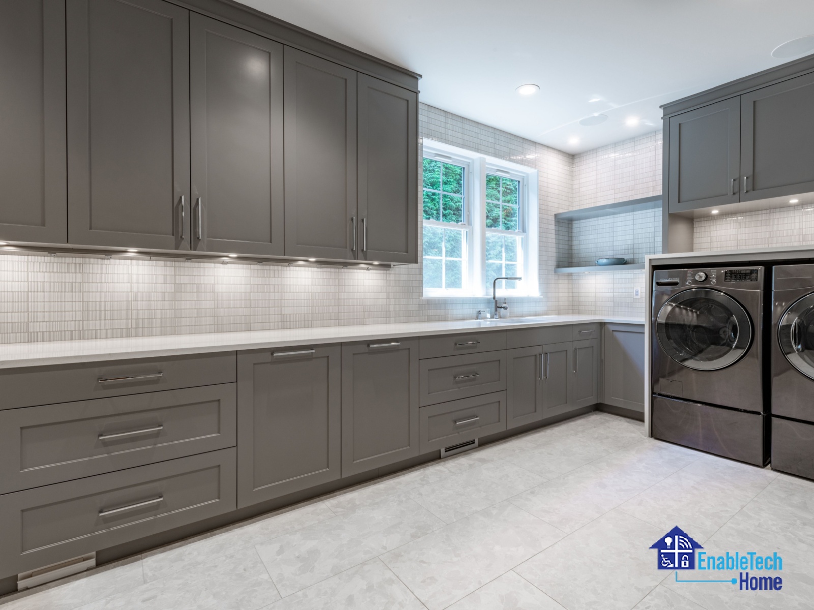 Innovative Task Lighting That Makes Counters Safer